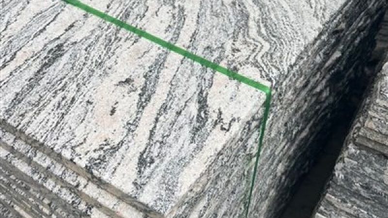 水磨石与环氧地坪：材质差异与适用场景解析